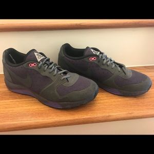 Men’s Nike ACG tennis shoes